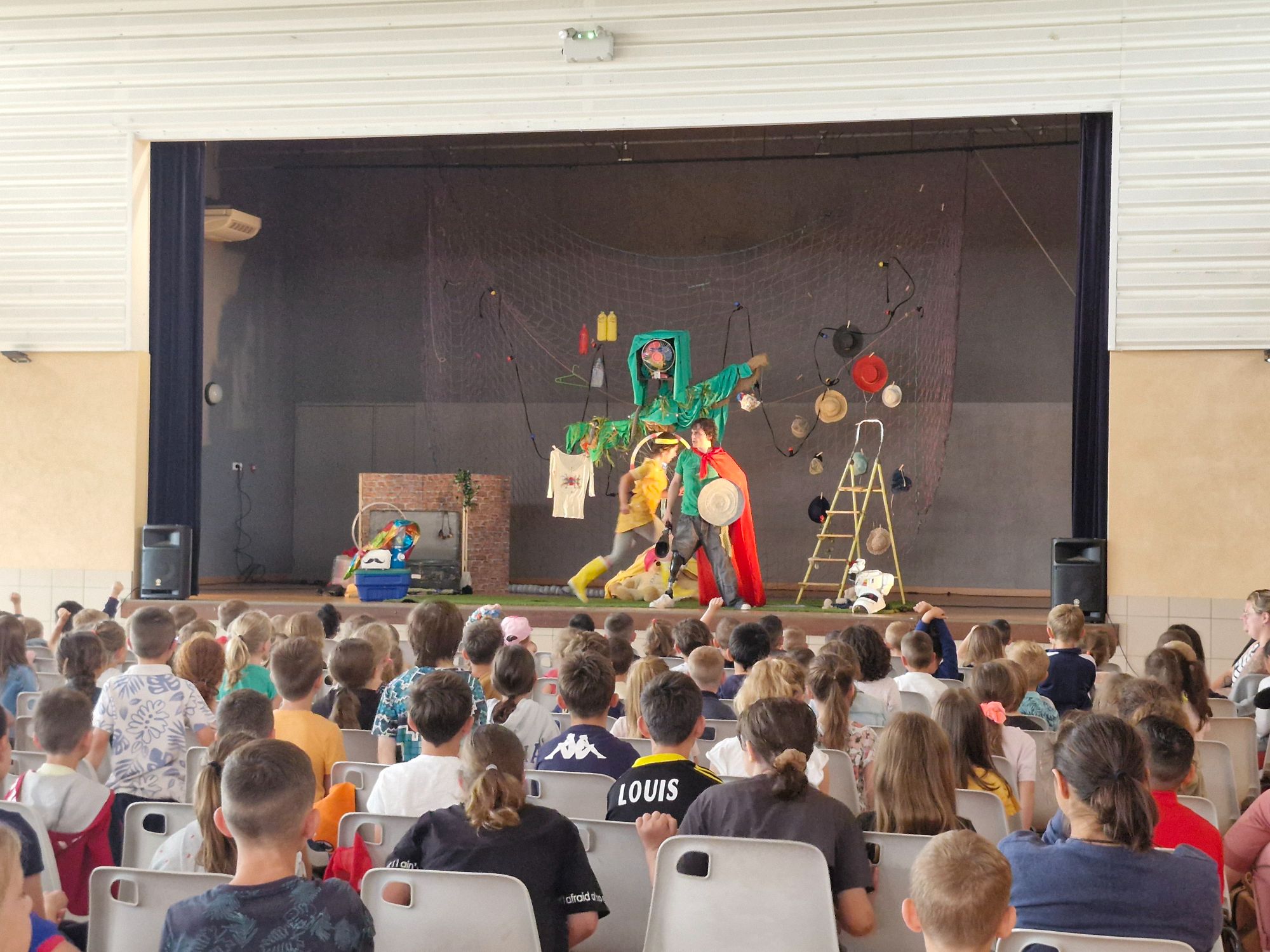 spectacle offert par la mairie sur le Handicap